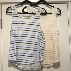 Bundle of 2 Gap Women’s “Softest Tank” Tank Tops